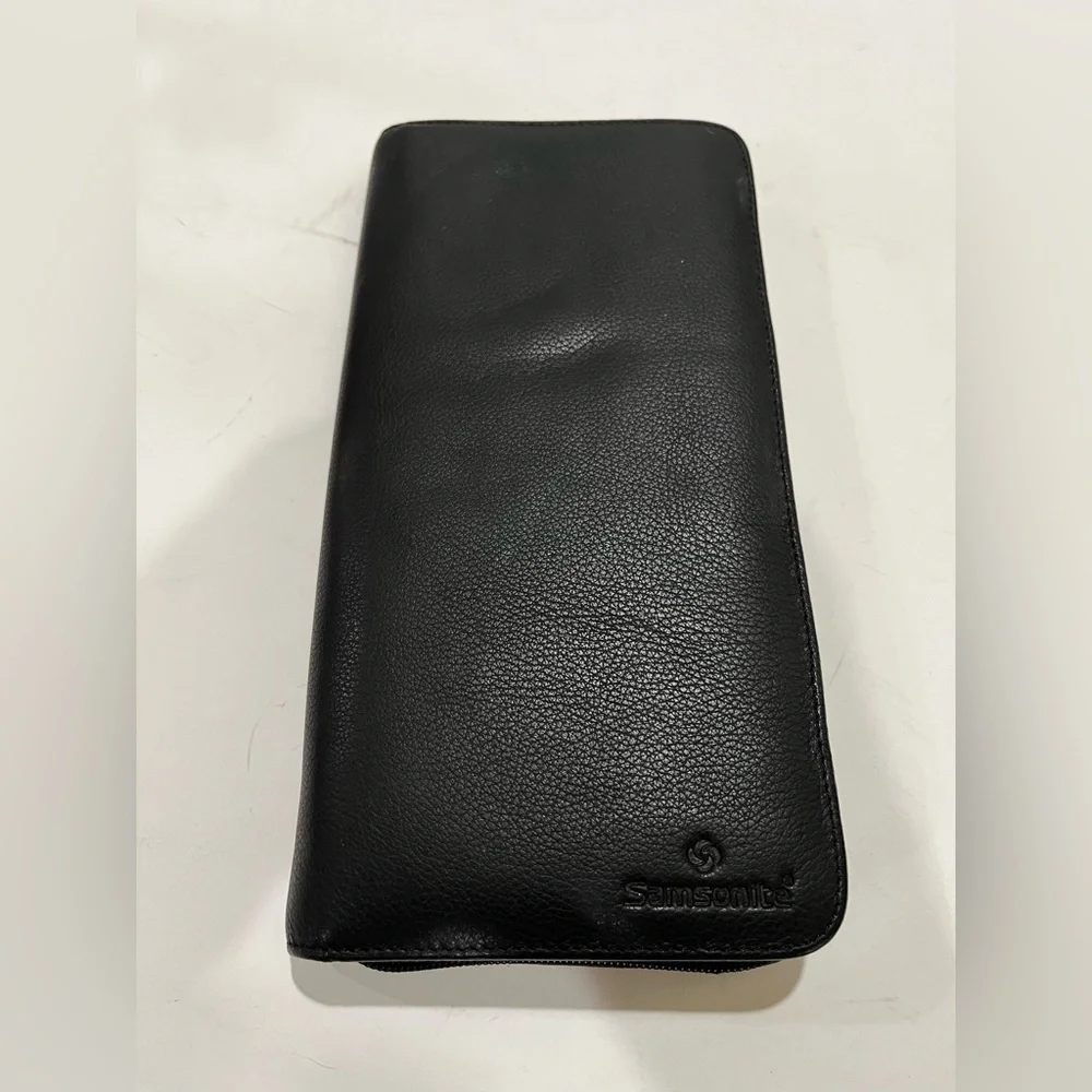 Samsonite black leather passport, travel trip ticket holder